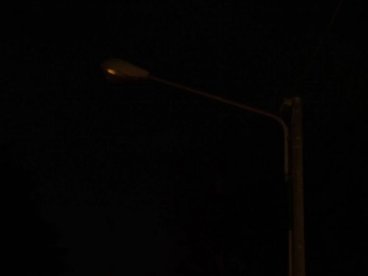 MONCALIERI – Problemi di illuminazione in strada Villastellone