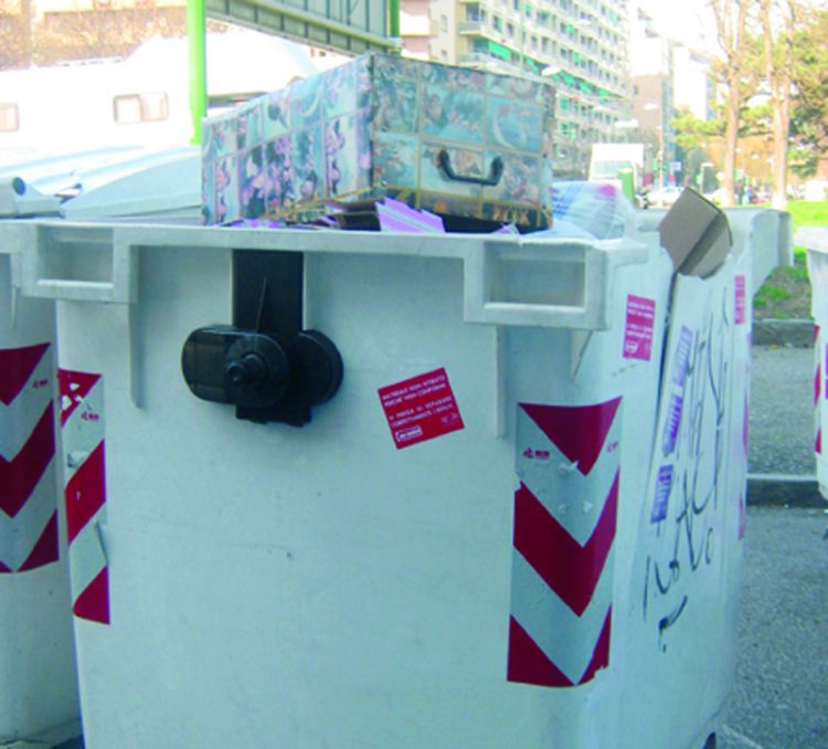I vertici del consorzio rifiuti del chierese in un convegno a Roma sui rifiuti