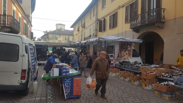 Problemi per lo spostamento del mercato a Carmagnola