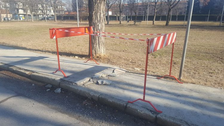 Ancora problemi in via Gozzano a Nichelino: lavori infiniti