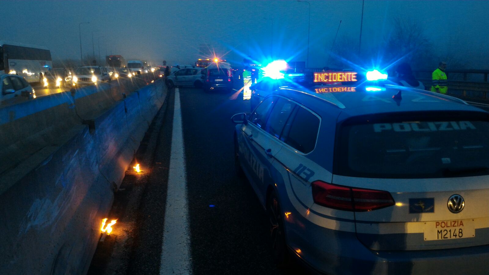 Grave incidente in tangenziale sud: tre feriti e sei mezzi coinvolti