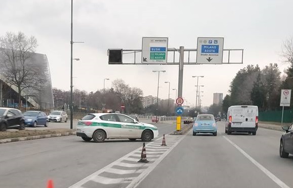 VIABILITA’ – Chiuso per due mesi il sottopasso del Lingotto