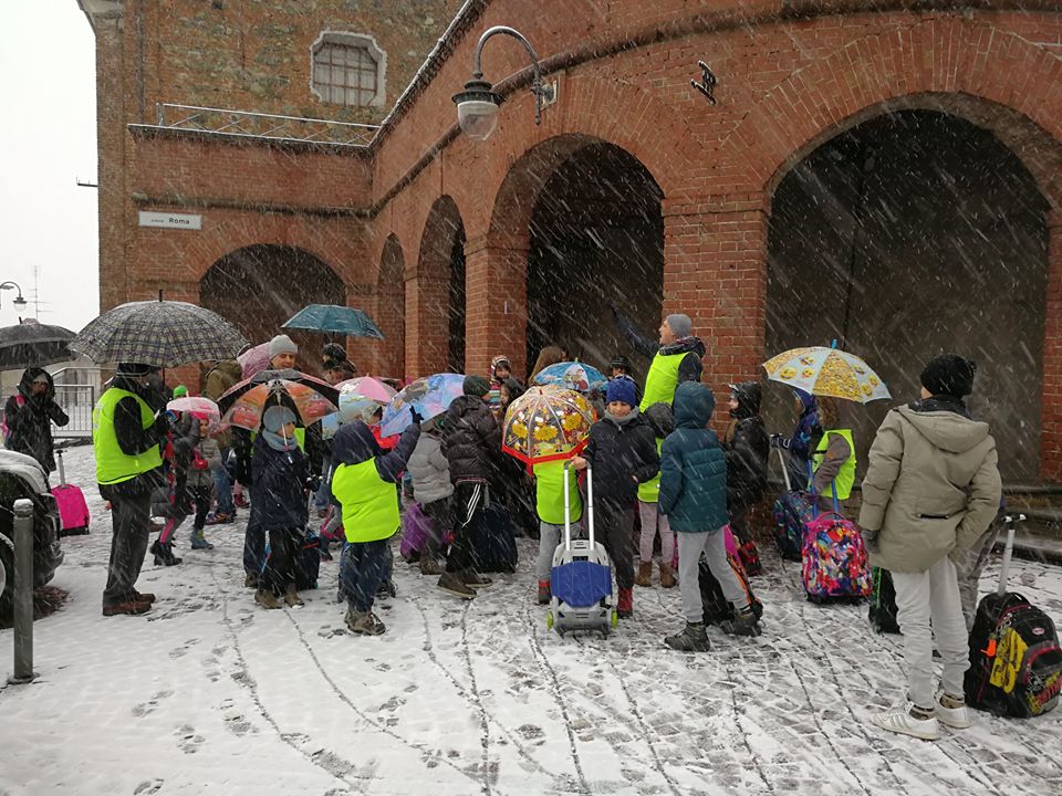 Pecetto: la neve non ferma lo speciale Piedibus