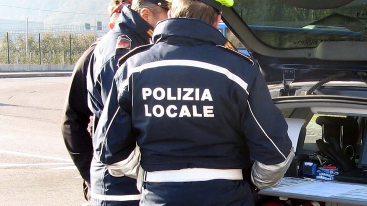 CANDIOLO – La polizia locale in allerta per auto sospette, forse di truffatori