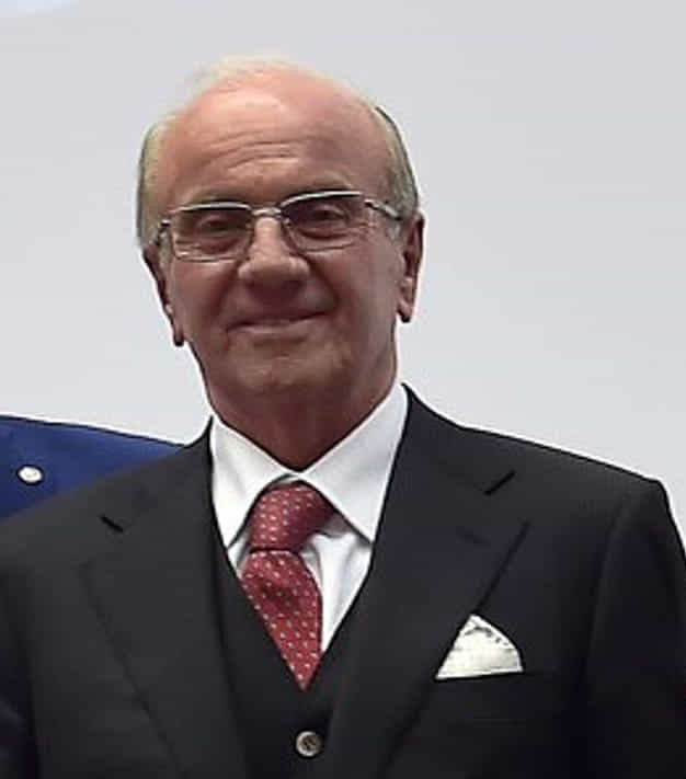 Cambiano: celebrate le esequie di Federico Casetta, presidente onorario del Cna