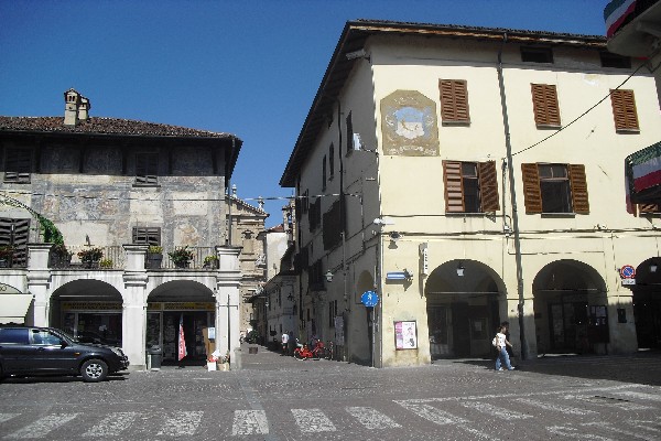 CARMAGNOLA – Chiusa al transito piazza Sant’Agostino per Open Cinema