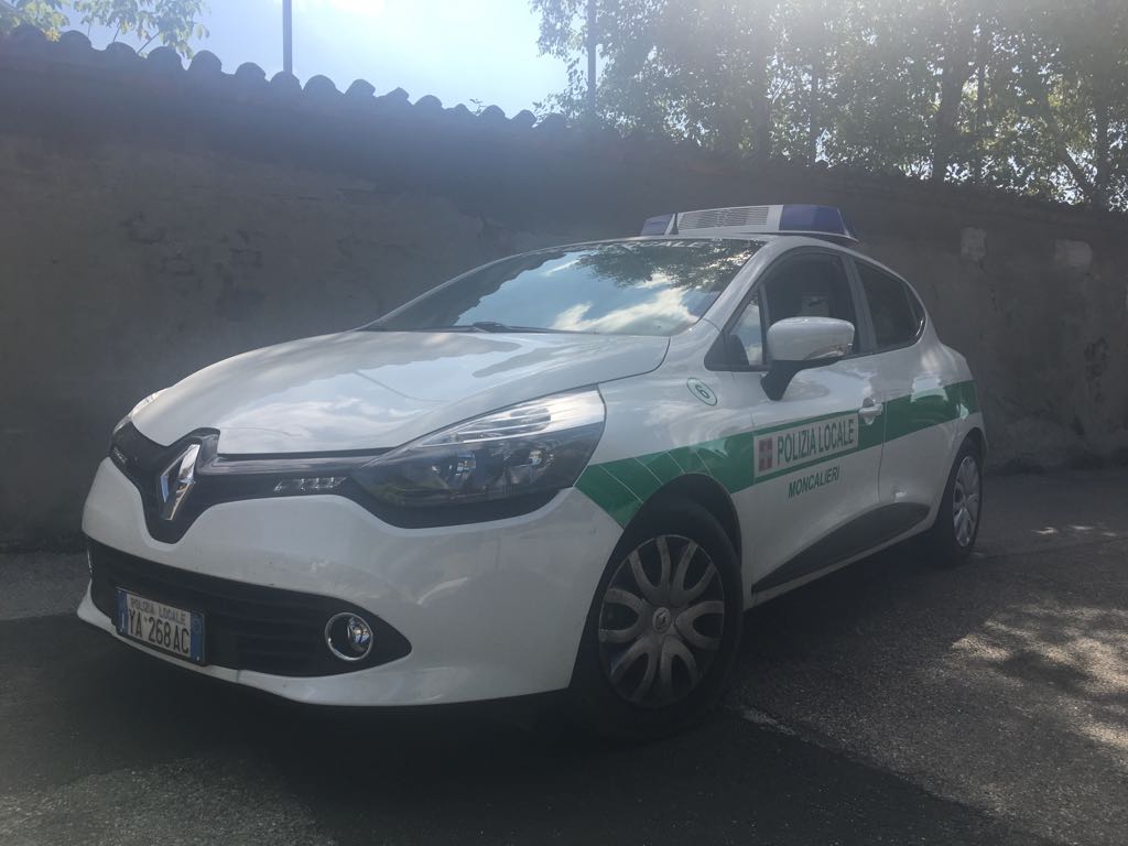 MONCALIERI – Incidente tra auto e moto in via Cavour