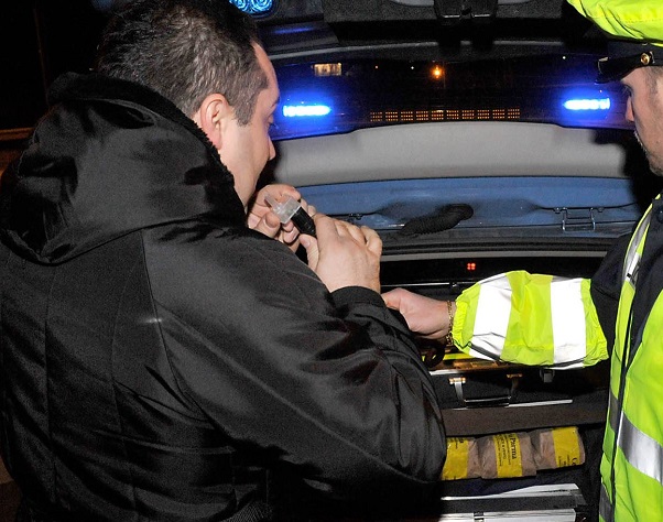 CARMAGNOLA – Ebbe un incidente in via Ronco: le analisi rivelano che il conducente era ubriaco