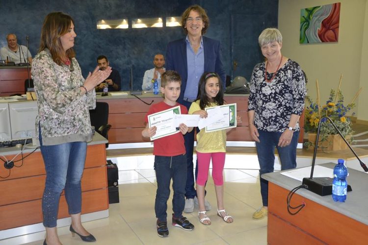 NICHELINO – Due bambini della Rodari premiati per il secondo posto al concorso letterario