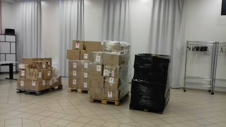 NICHELINO – Croce Rossa distribuisce 150 pacchi alimentari alle famiglie in difficoltà