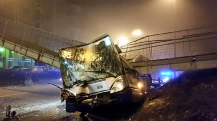 NICHELINO – Via libera alla ricostruzione della passerella pedonale abbattuta dal pullman