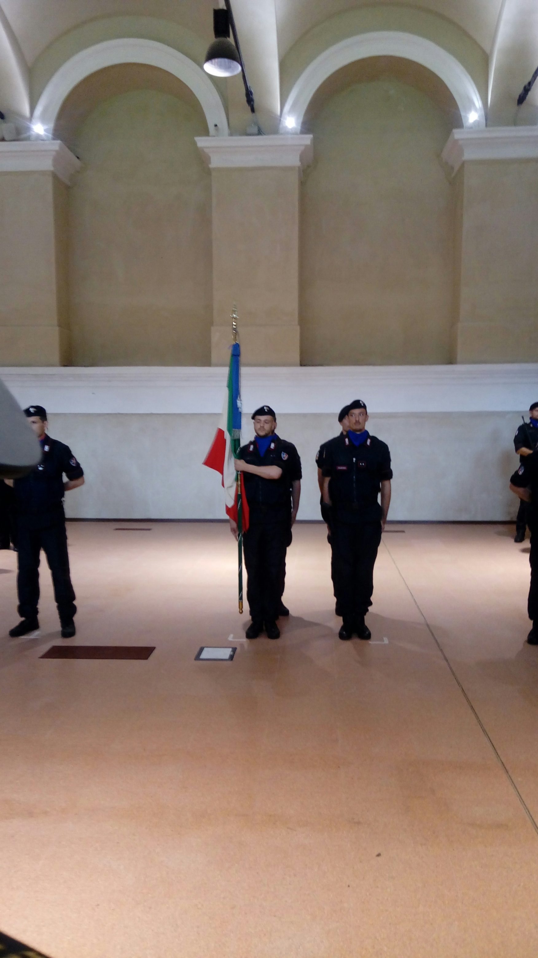 Carabinieri: Bandiera di Guerra quarantennale al castello di Moncalieri
