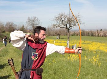 MONCALIERI – Torna il fine settimana in cui si fa un salto nel Medioevo