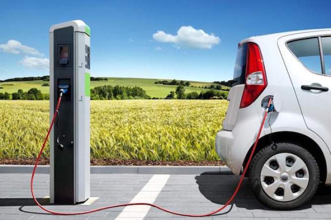 NICHELINO – Accordo con Enel Energia per dieci postazioni di ricarica di auto elettriche
