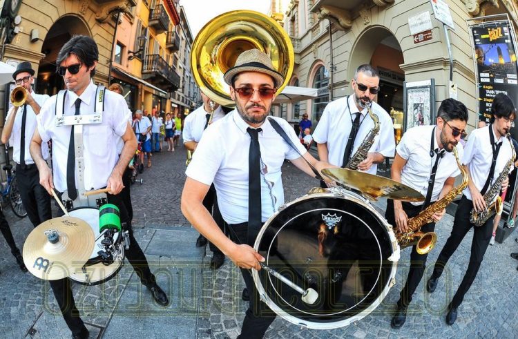 MONCALIERI – Bandakadabra in concerto in municipio