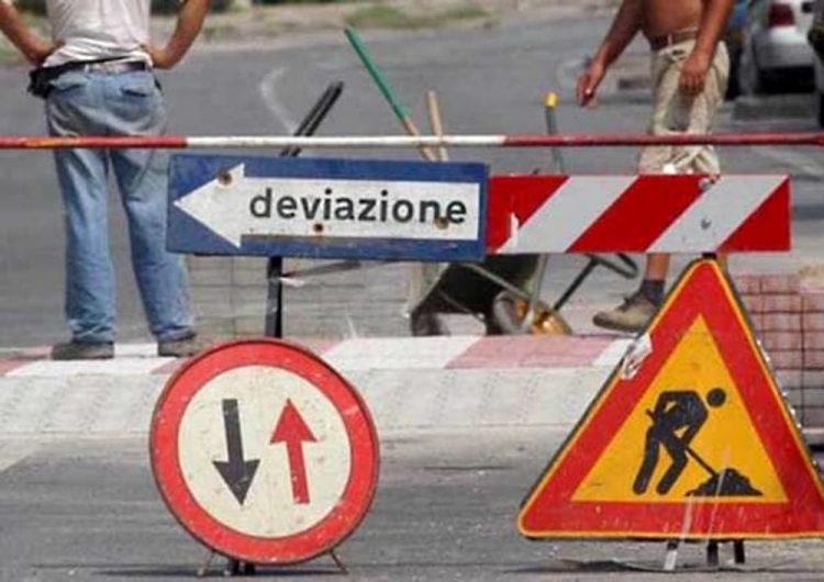 VINOVO – Stop alle auto in via Don Minzoni per lavori di fognatura