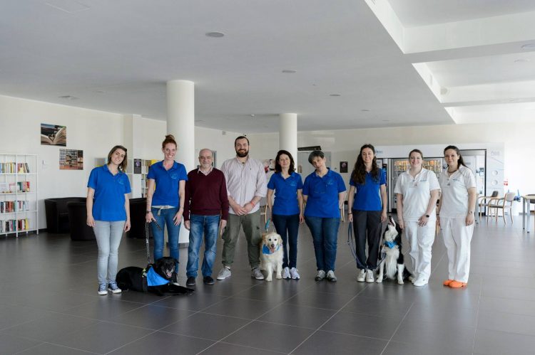 NICHELINO – Parte la sperimentazione di Pet Therapy in casa di riposo