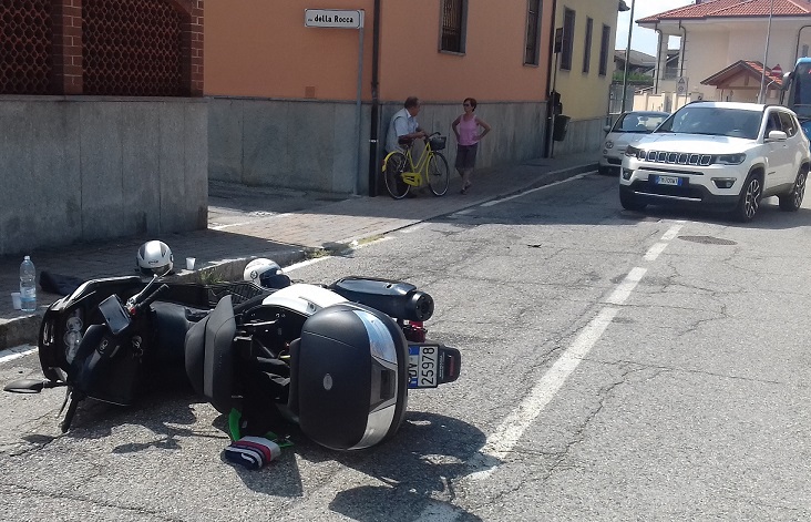 VINOVO – Incidente in via Cottolengo: due feriti al Cto