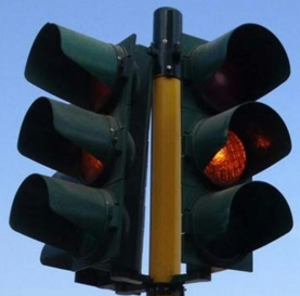 TROFARELLO – Nuovo controllo elettronico del semaforo in città