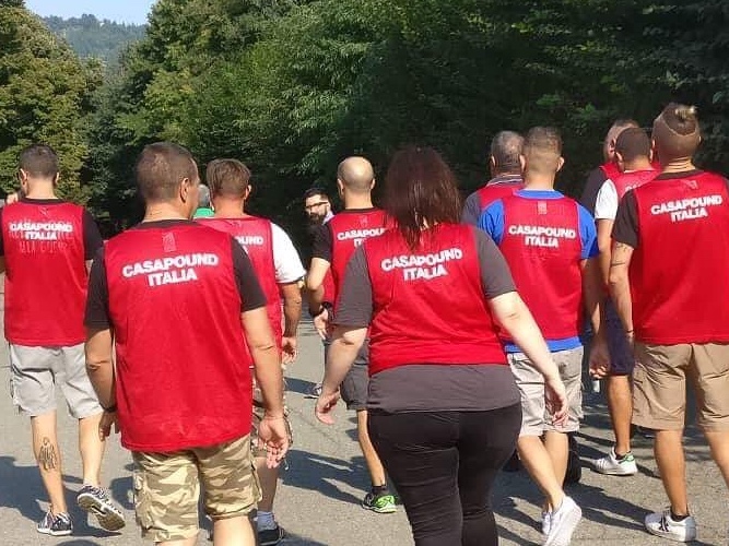 MONCALIERI – Blitz di Casapound alle Vallere dopo il tentativo di stupro