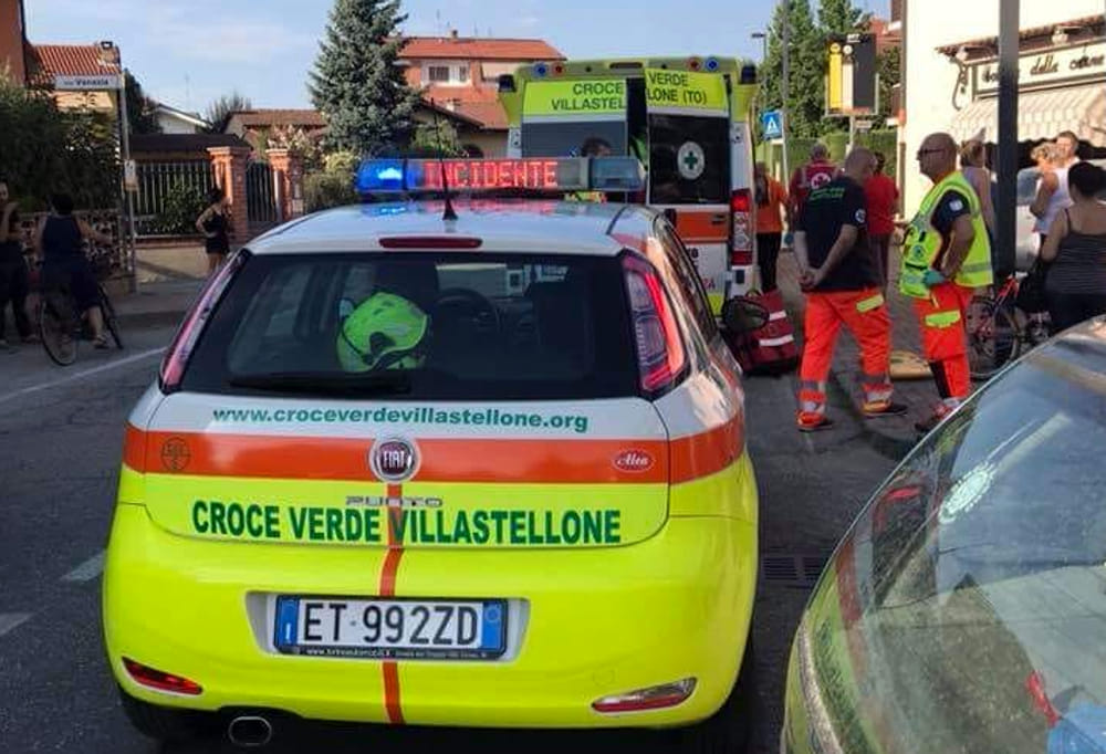 SANTENA – Bimbo in bici investito da un’auto senza assicurazione