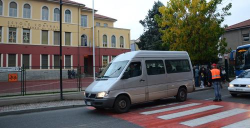 SANTENA – Rincarano i costi dello scuolabus: 60 euro all’anno in più