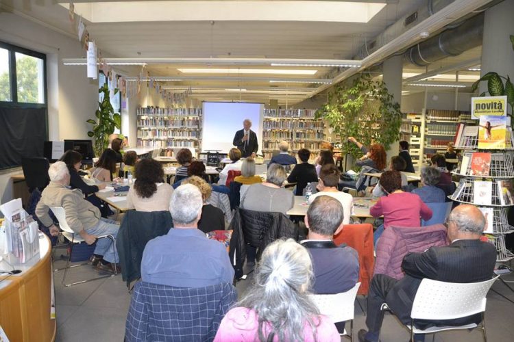 NICHELINO – Successo per l’incontro in biblioteca legato al festival dell’Innovazione e scienza