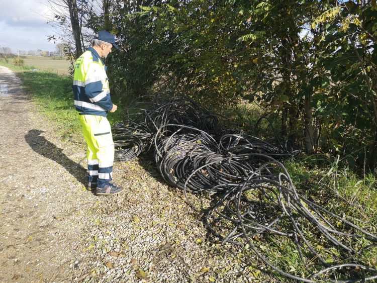 LA LOGGIA – Matasse di rame rubate e ritrovate dalla protezione civile