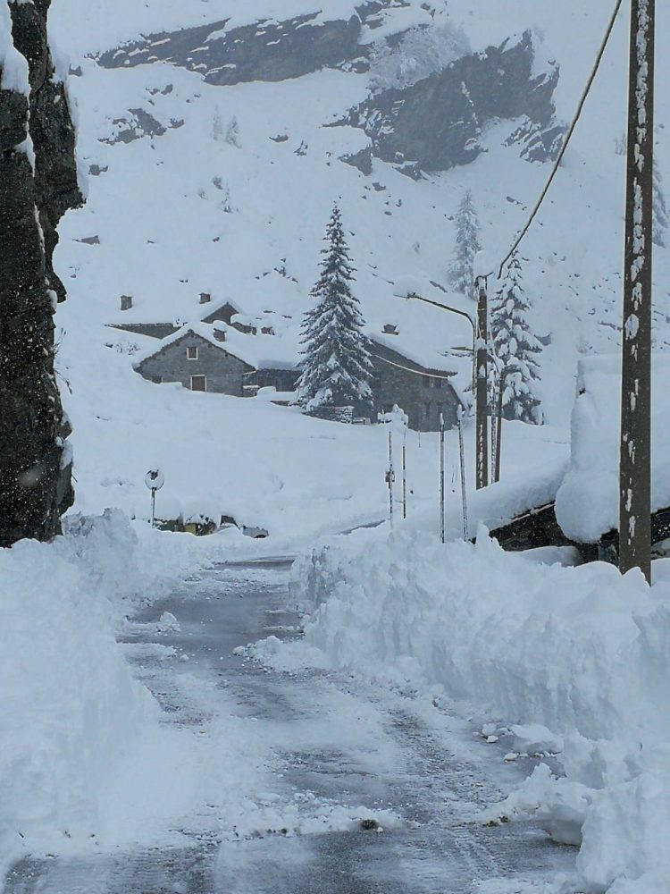 SICUREZZA – Attive le ordinanze dei Comuni su pulizia in caso di neve e gelo