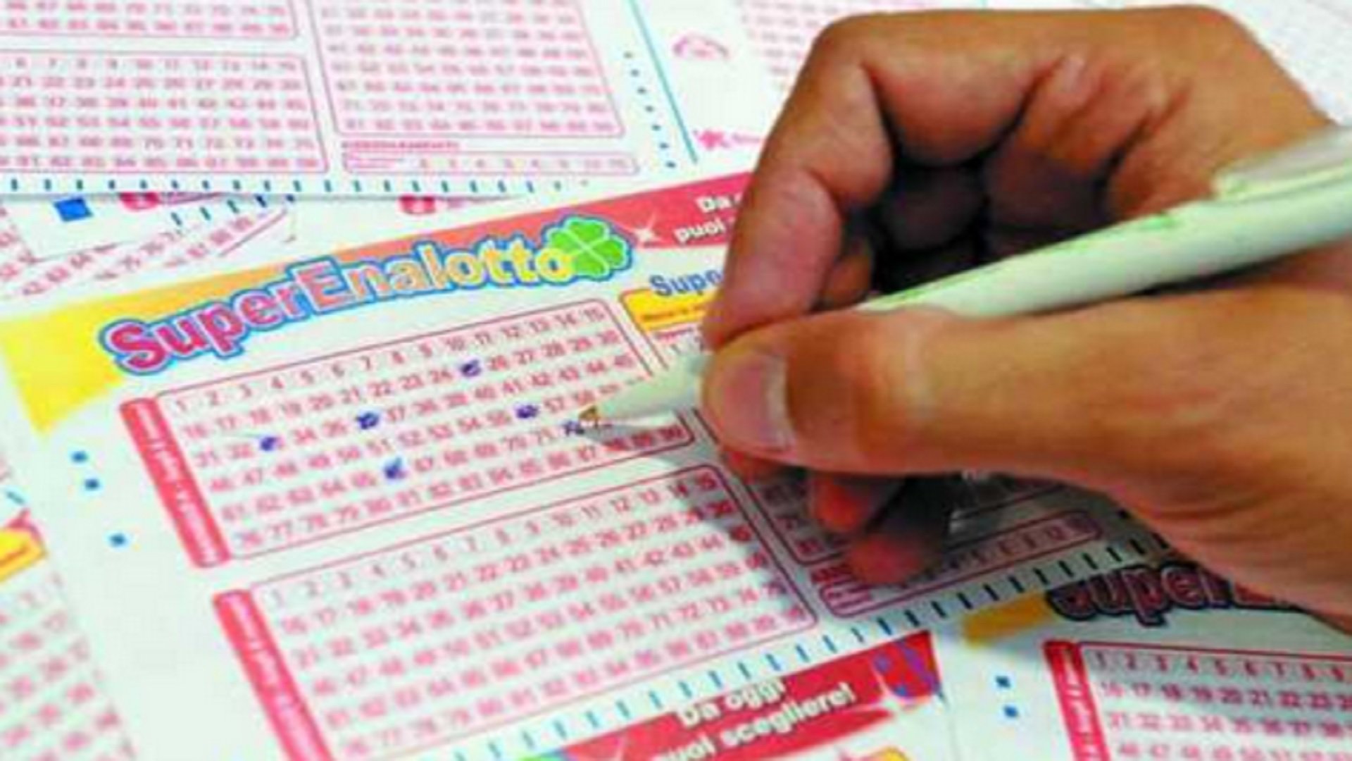 A Carmagnola e Moncalieri la dea bendata bacia due concorrenti di 10 e Lotto e Superenalotto