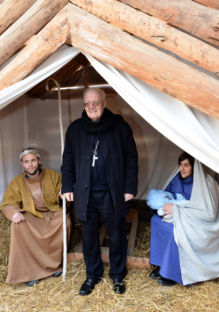 L’arcivescovo di Torino mons. Nosiglia a La Longa per visitare il presepe vivente