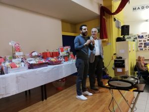 NICHELINO - Tutto esaurito alla Cena del Cuore. Tra i presenti anche l'assessore Sarno e le maschere di Nichelino Monsù Panaté e Madama Farina NICHELINO - Tutto esaurito alla Cena del Cuore. Tra i presenti anche l'assessore Sarno e le maschere di Nichelino Monsù Panaté e Madama Farina