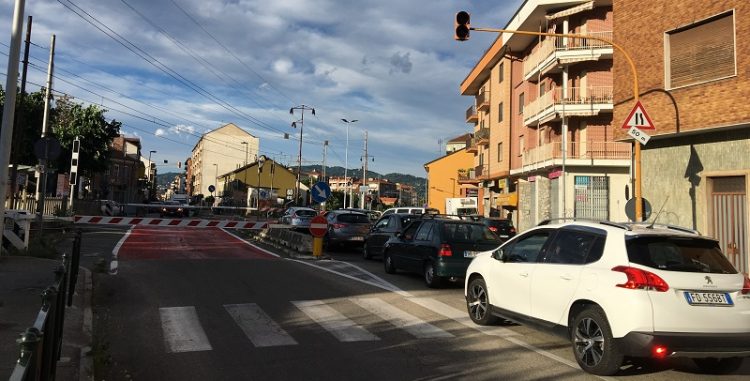 TRASPORTI – Canalis (Pd): “Quali passaggi a livello verranno chiusi sulla Torino-Pinerolo?”