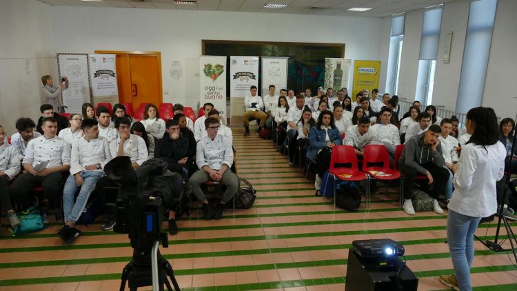 CARIGNANO – Al Cooking quiz i ragazzi del Bobbio di Carignano