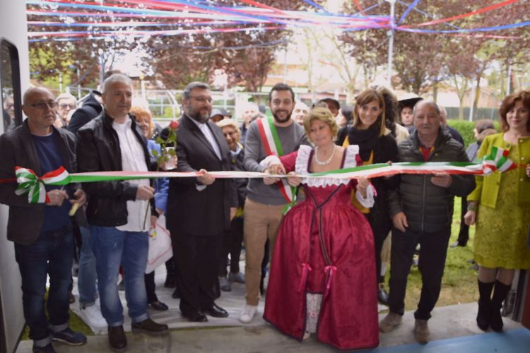 NICHELINO – Inaugurato il nuovo salone da ballo al quartiere Oltrestazione