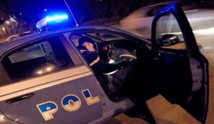 MONCALIERI – Cerca di rubare un’auto ma viene sorpreso e arrestato