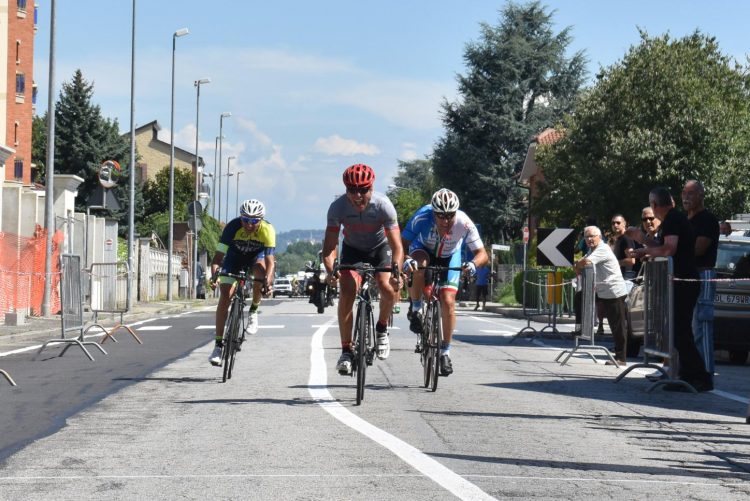 LA LOGGIA – Pedalata in favore dell’Auser