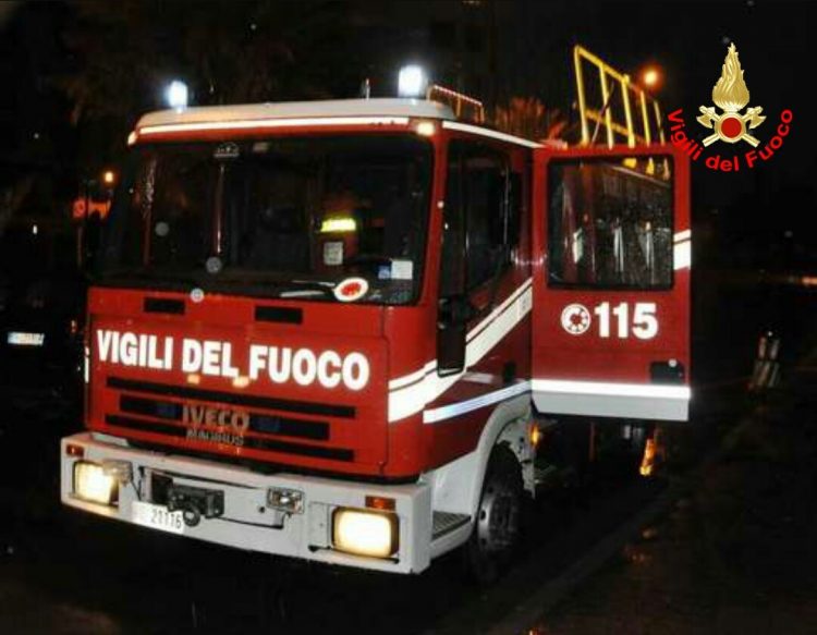 CARMAGNOLA – Incendio in azienda a Tetti Grandi