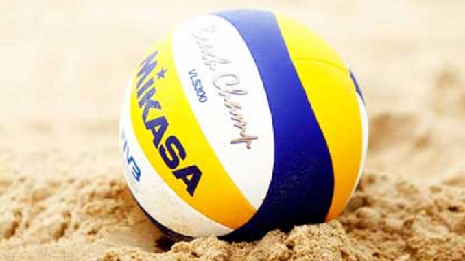 LA LOGGIA – Fino all’8 settembre il beach volley in piazza