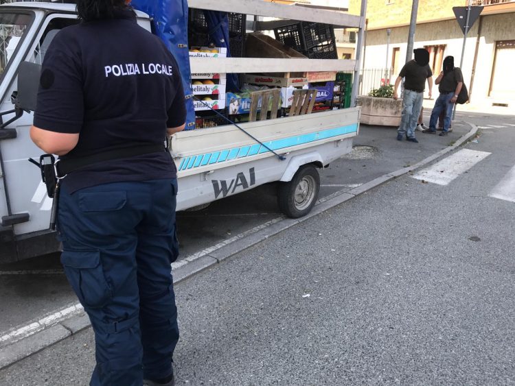 NICHELINO – Motocarro senza assicurazione: sequestro e maxi multa