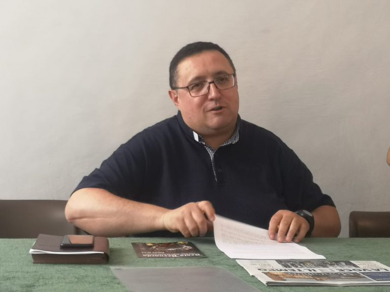 MONCALIERI – ‘Terremoto’ religioso in città: don Paolo Comba trasferito a Torino