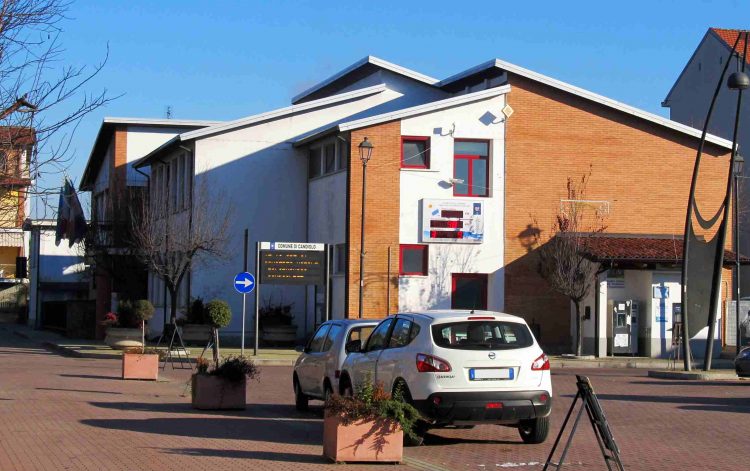 CANDIOLO – Scade il contratto: bar e teatro del Village chiudono per tre mesi