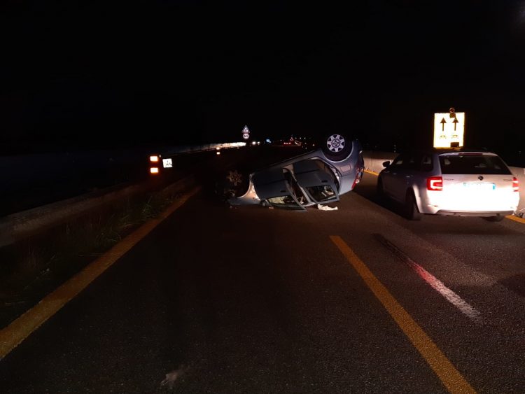 MONCALIERI – Incidente sulla sopraelevata: tre feriti