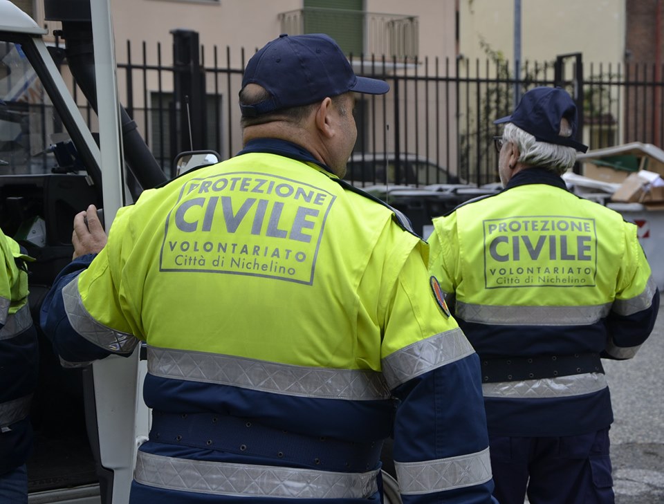 NICHELINO – Anziani e disabili al cimitero con gli angeli custodi della protezione civile