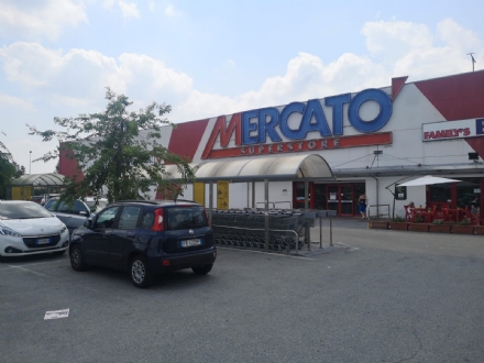 LA LOGGIA – Tentato furto al Mercatò