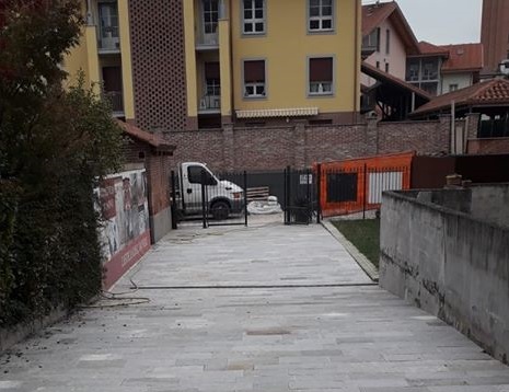 VINOVO – Conclusi i lavori della strada che collega la biblioteca al parcheggio