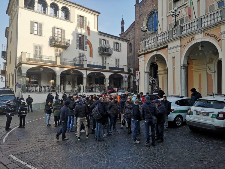 MONCALIERI – Montagna: “Alpitel: appello al ministero per risolvere la crisi”