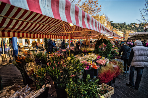 VILLASTELLONE – Posticipato il mercatino dell’Epifania