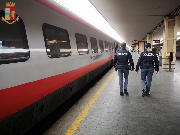 Intensa attività per la Polfer nelle stazioni e sui treni