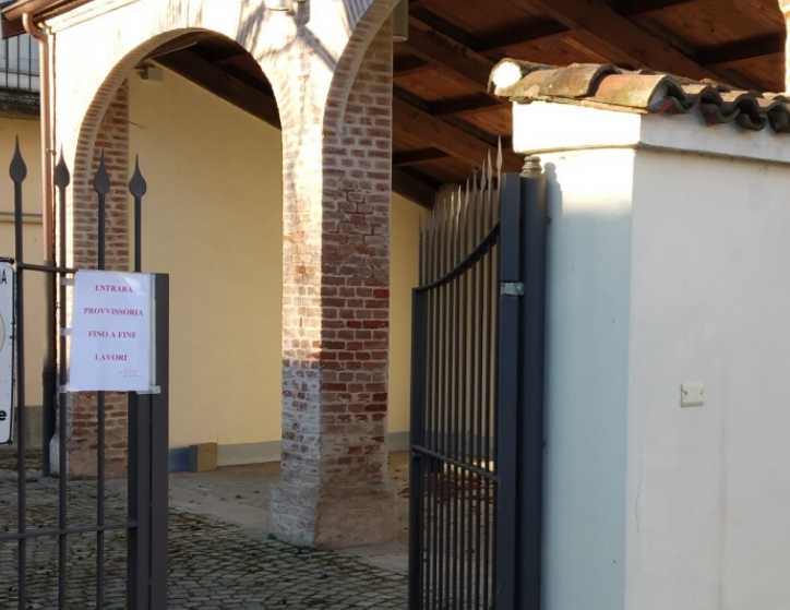SANTENA – Spostato l’ingresso della biblioteca per i lavori del museo